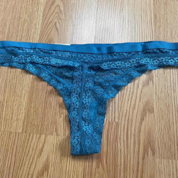 Bundle of 3 Jenni Thongs, XL - Picture 7 of 13